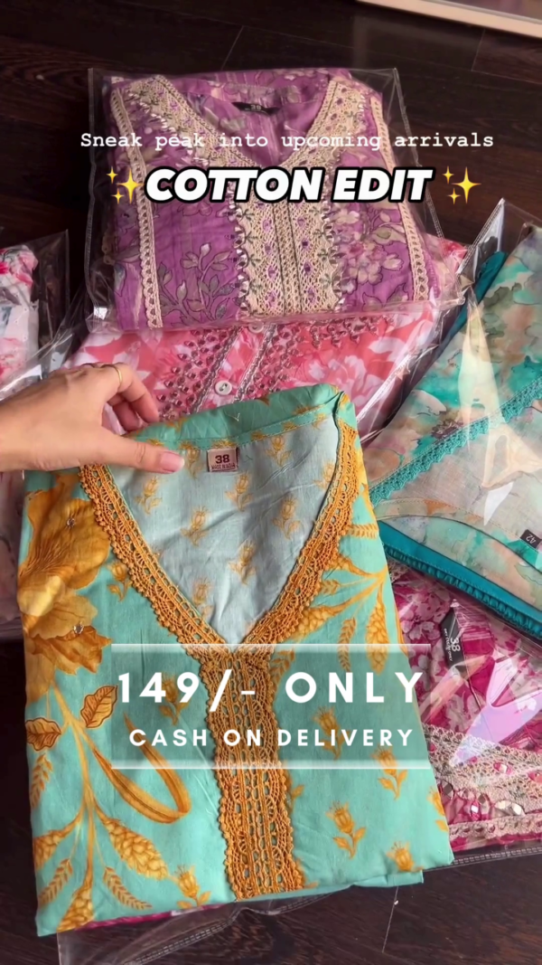 Women Multi Coloured Printed Straight Kurta