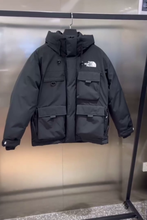 Goose down waterproof down jacket