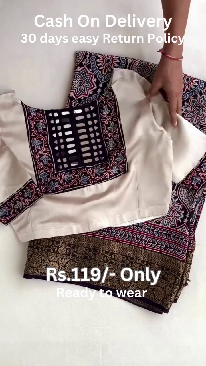 Women's Beautiful Georgette Mono Bengalori Silk Bandhani Heavy Work Border With Two Side Work Blouse