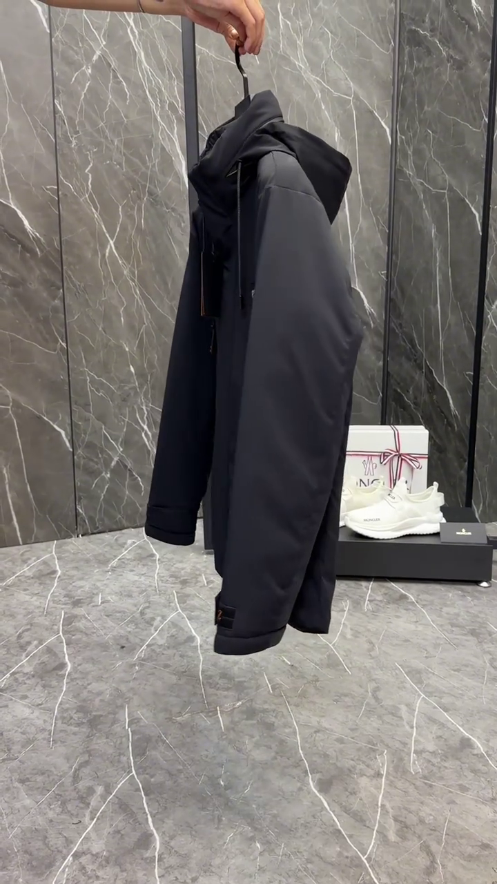 Men's Stain-resistant Jacket Water Resistant Hooded Winter Coats for Men - Image 6