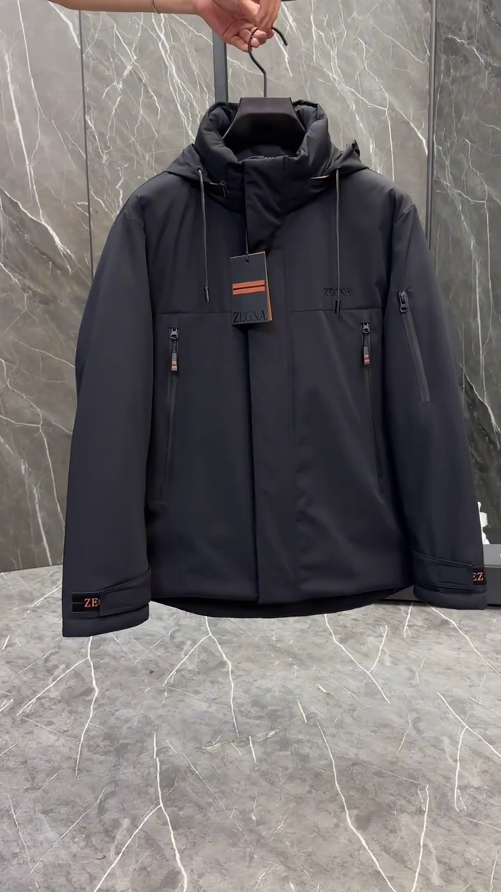 Men's Stain-resistant Jacket Water Resistant Hooded Winter Coats for Men - Image 3