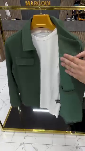 Men Lightweight Woven Jacket - Image 6