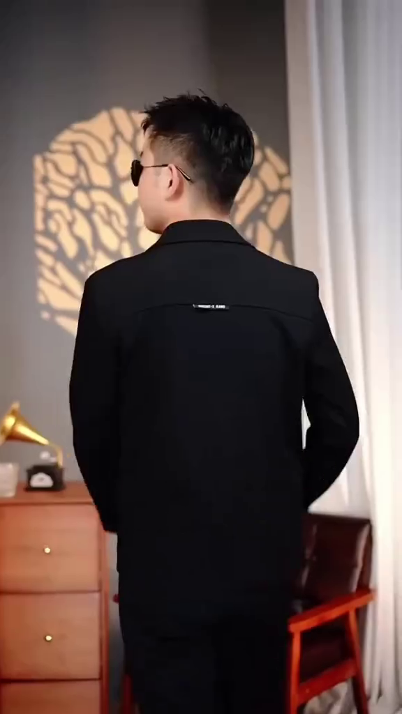 Double Pocket Resort Collar Tailored Jacket - Image 7