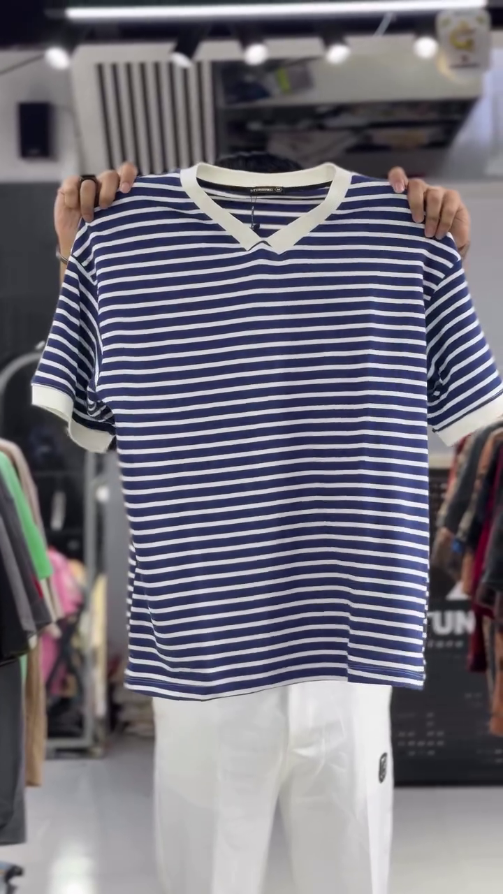 Men Self Design Polo Collar Cotton T-shirt