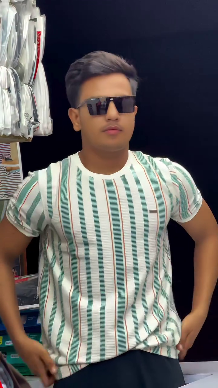 Men's Slim Fit Vertical Striped T-Shirt - Image 6