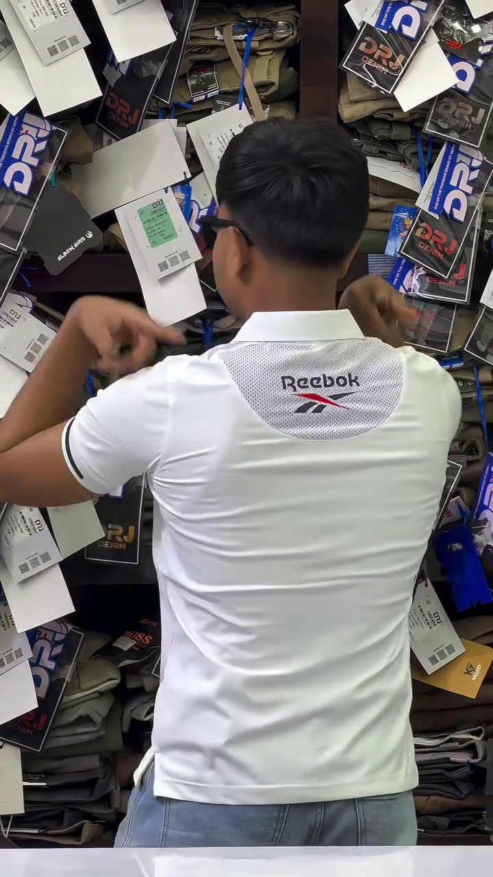 Men White Solid Polo Training T-Shirt - Image 2