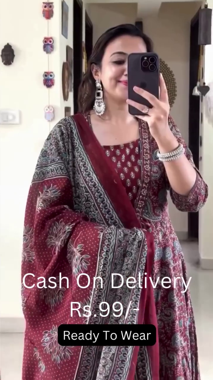 Floral Printed Long Sleeves Anarkali Kurta With Trousers & Dupatta - Image 5