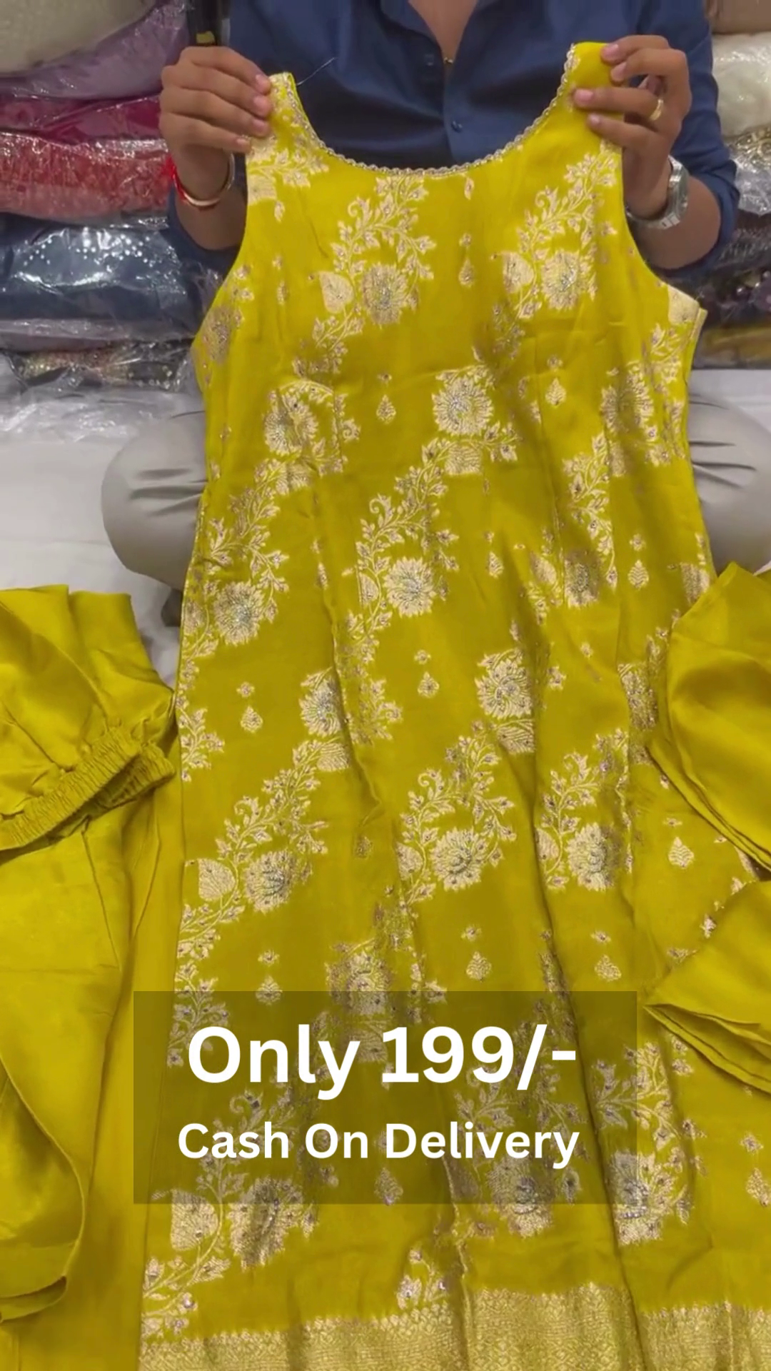 Women Floral Yoke Design High Slit Pure Cotton Kurta with Palazzos & With Dupatta
