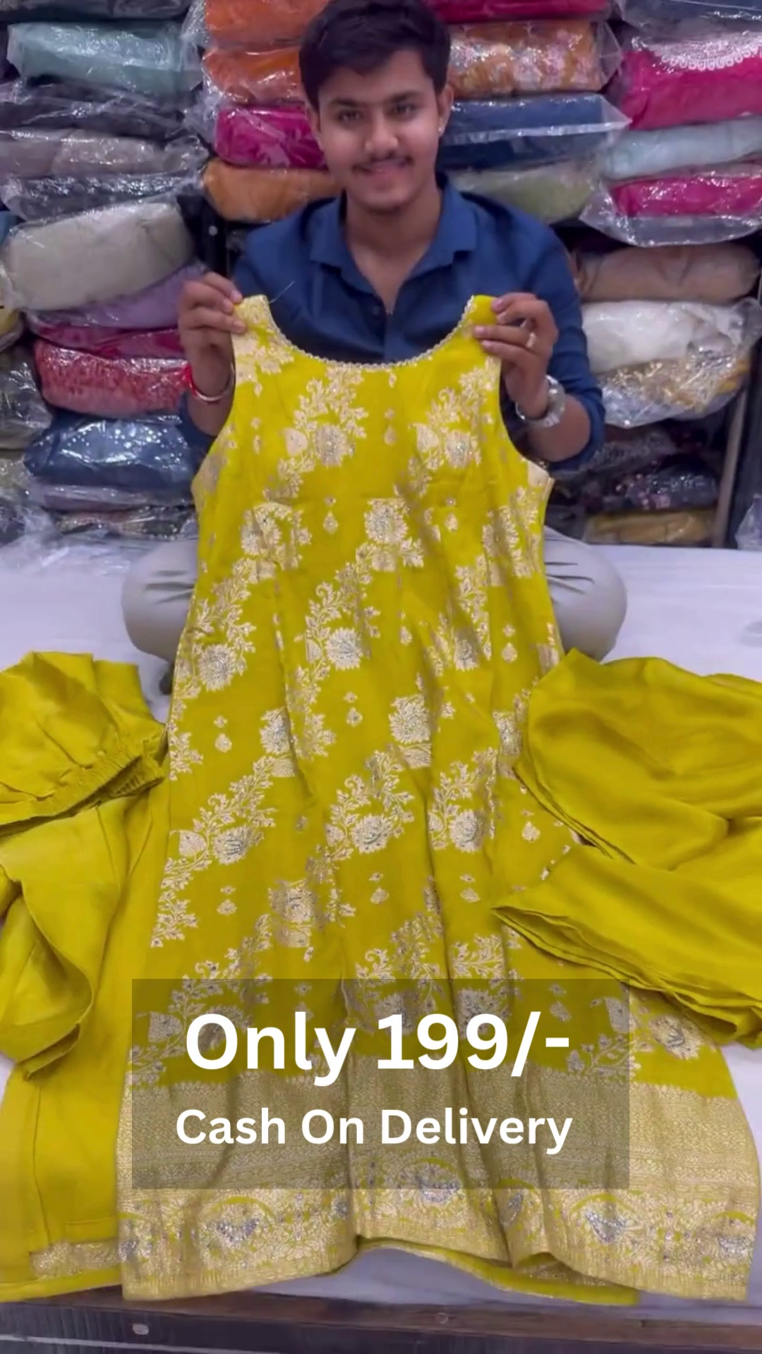 Women Floral Yoke Design High Slit Pure Cotton Kurta with Palazzos & With Dupatta - Image 3