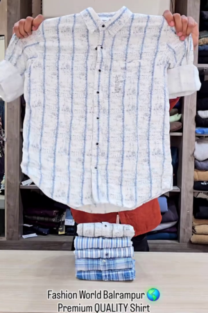 Men Classic Slim Fit Opaque Checked Casual Shirt
