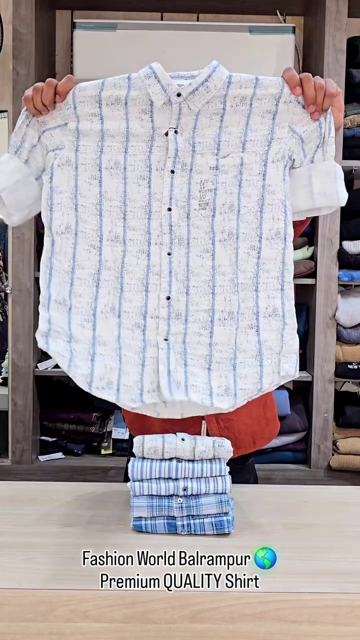 Men Classic Slim Fit Opaque Checked Casual Shirt