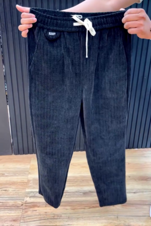 Men Relaxed Loose Fit High-Rise Corduroy Trousers