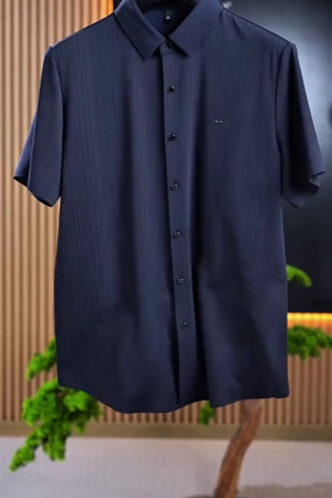 Textured Cutaway Collar Classic Cotton Opaque Shirt